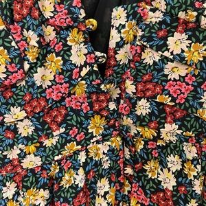 New. Never Worn Zara Floral Dress Size XL
